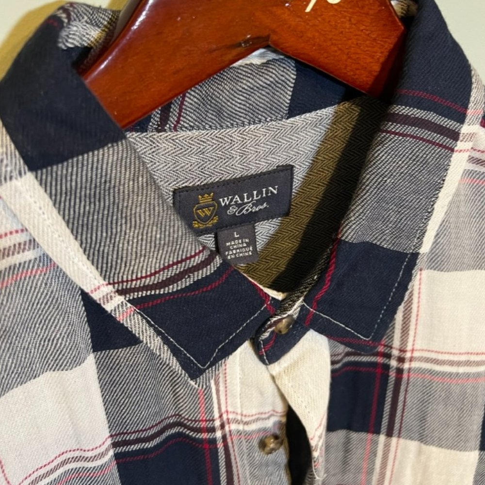 Wallin & Bros - Blue / White Plaid Button Down size Large